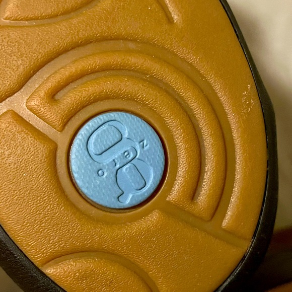 Hush puppies Size 7W - Picture 7 of 9